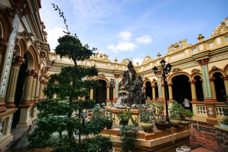 Vinh Trang Pagoda in Mỹ Tho